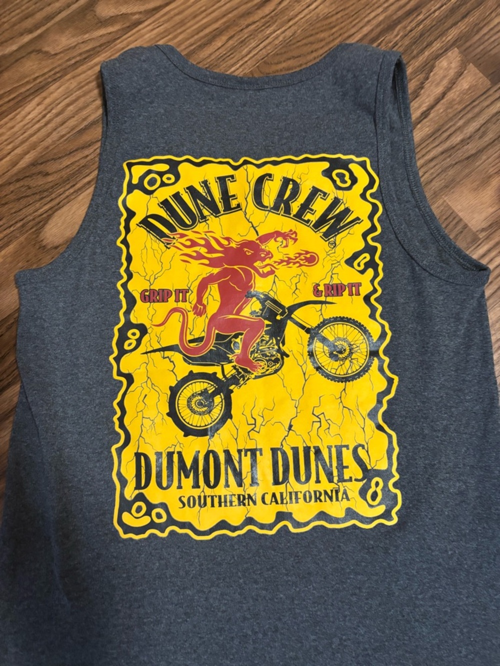 Dune Crew Dumont Dunes Graphic Tank - Yellow & Charcoal Unisex Small.